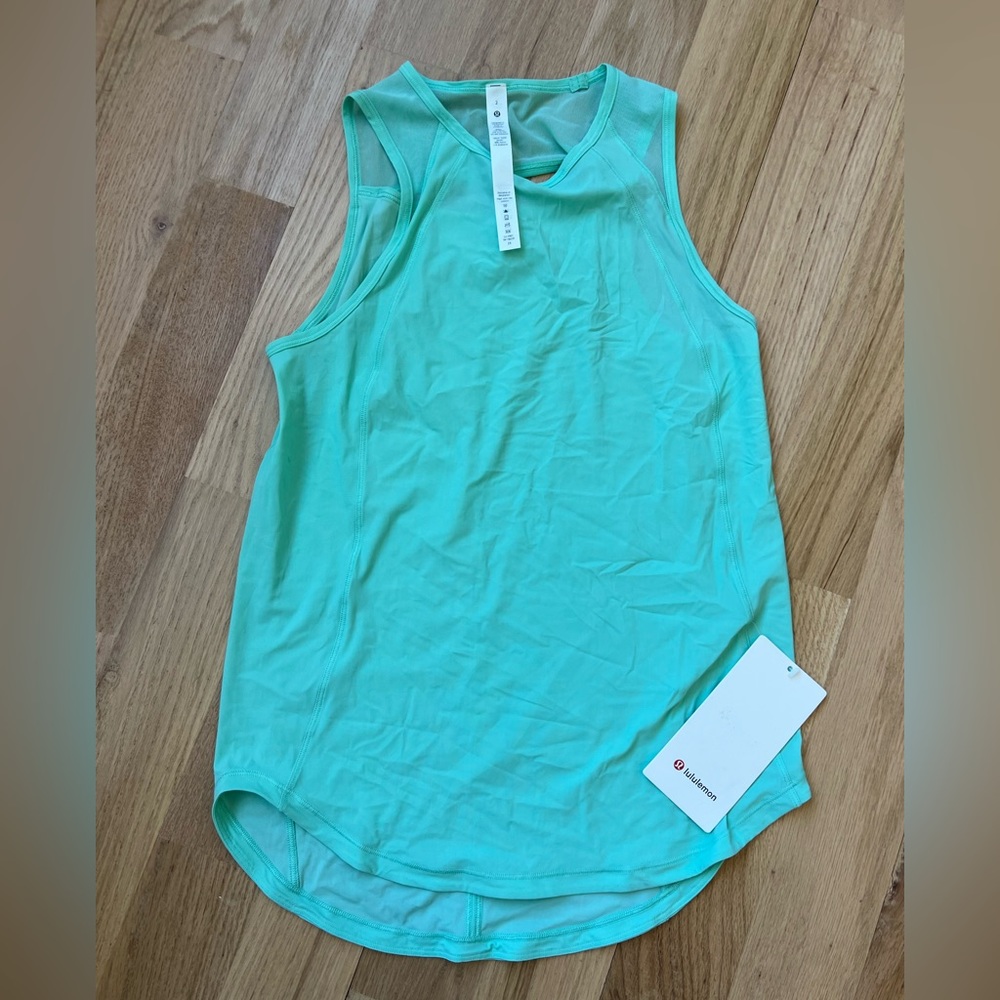 NWT Lululemon Sculpt Tank - Minty Color - Size 2
